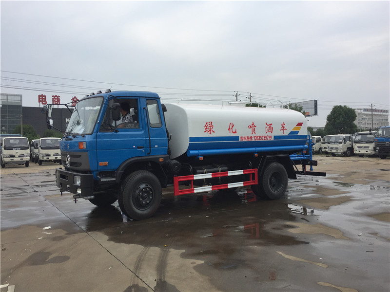 1526540131880559.jpg 灑 水 車37.jpg