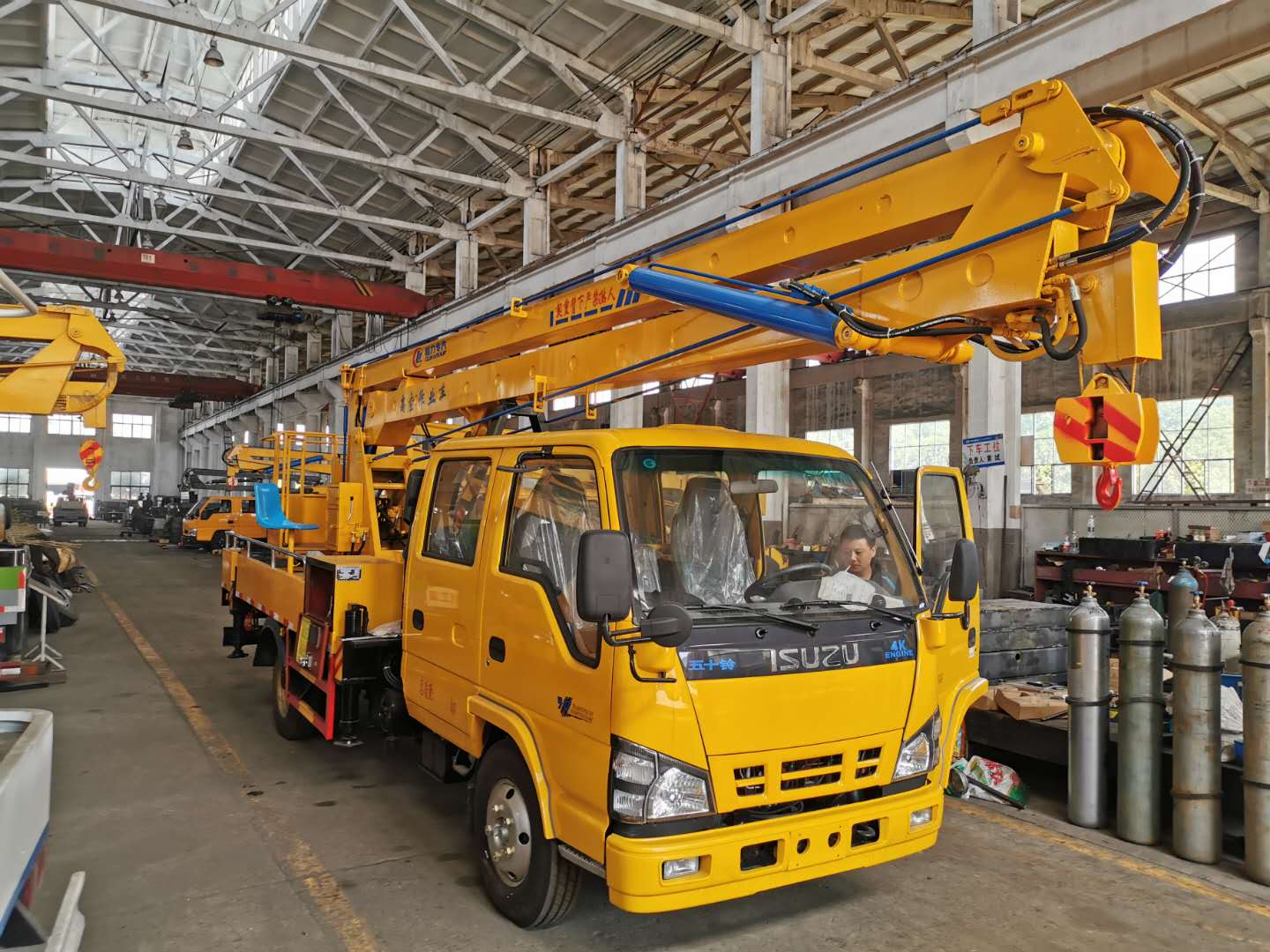 慶鈴五十鈴高空作業(yè)車報(bào)價(jià).jpg 慶鈴五十鈴高空作業(yè)車報(bào)價(jià).jpg